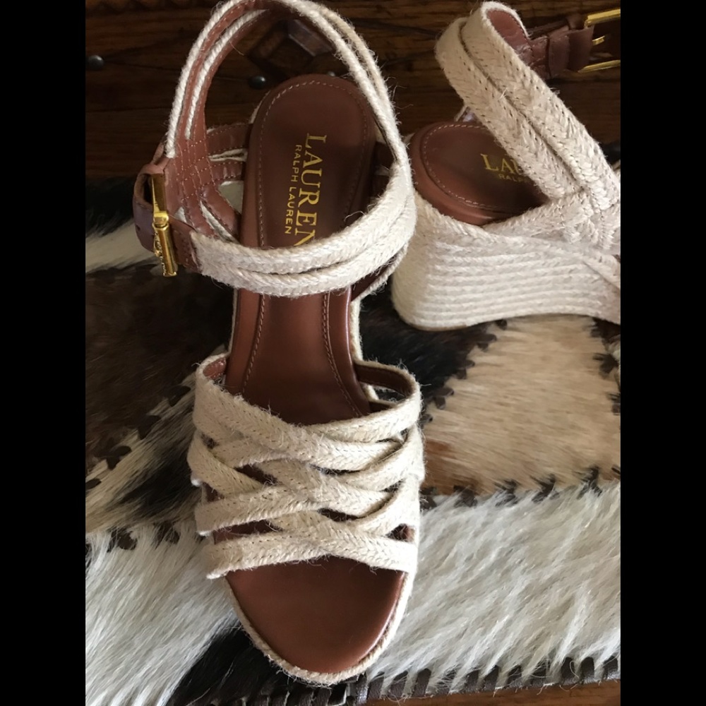 NWOT RALPH LAUREN SANDALS.  NEW LISTING! - Picture 2 of 6